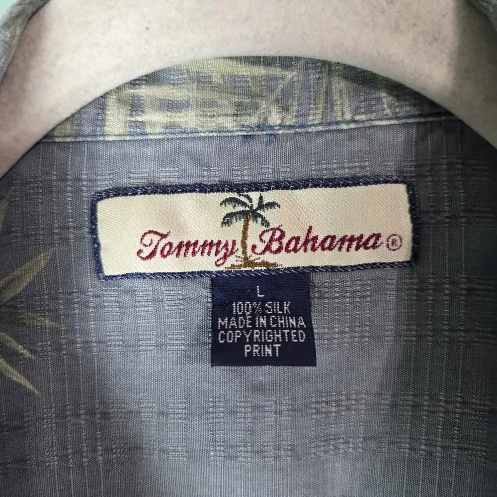 Tommy Bahama Mens Large Gray Silk Palm Tree Camp Short Sleeve Button Down Shirt